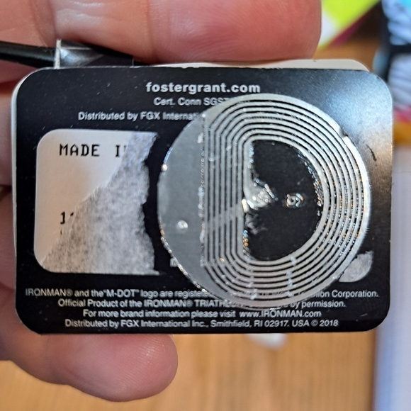 Foster‎ Grant Ironman Sunglasses - Picture 6 of 7